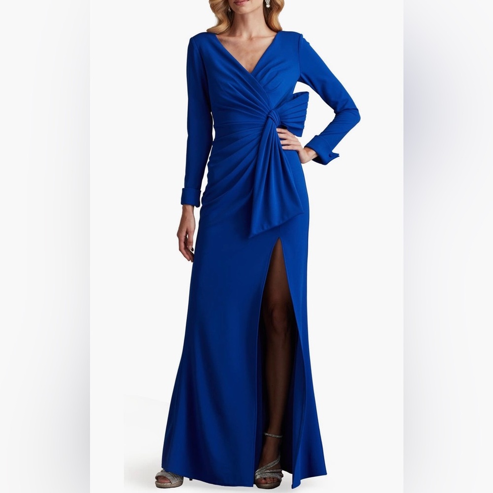 Tadashi Shoji Bow Detail Long Sleeve Gown
